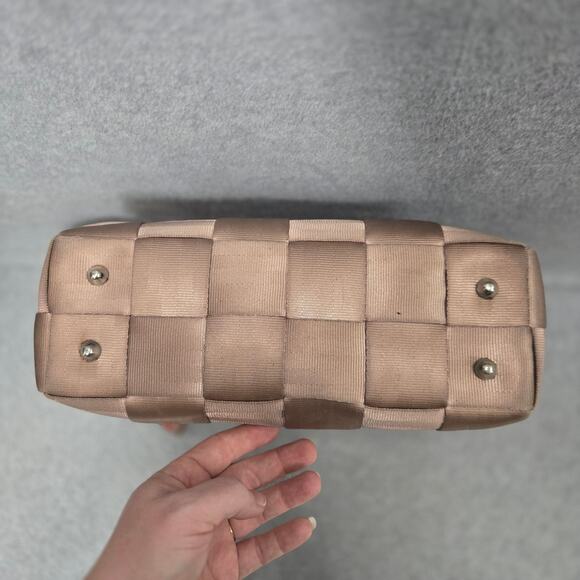 Harvey's Original Seatbelt Bag - Picture 4 of 10